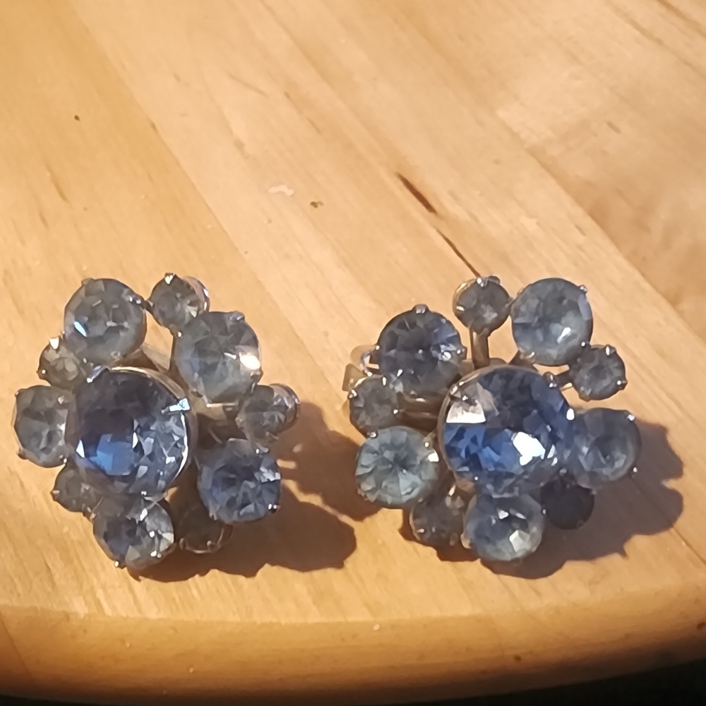Vintage Elegant Coro Blue Crystal Earrings